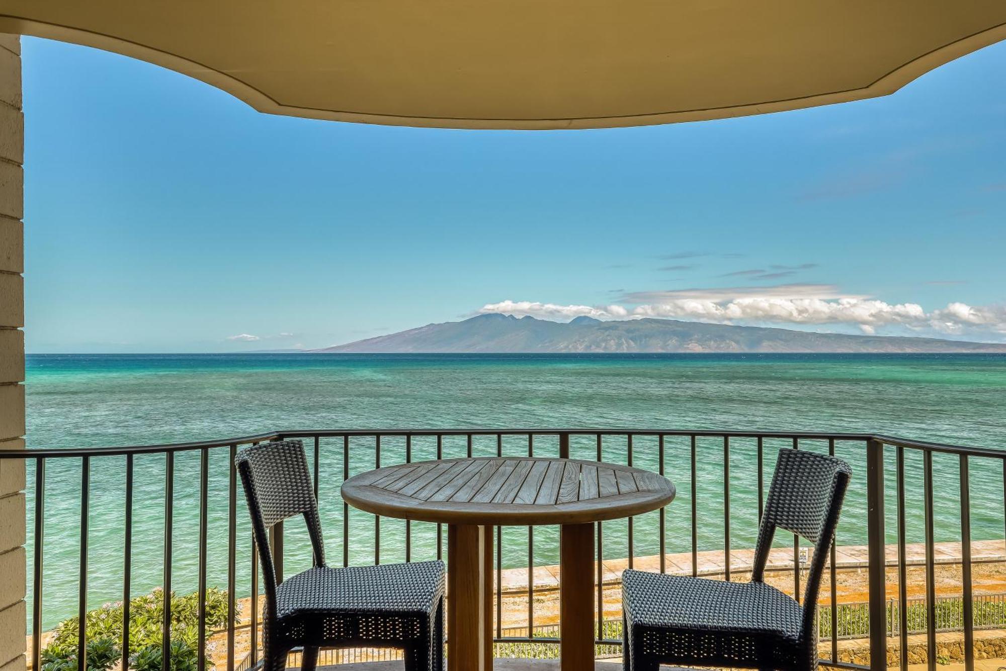 Kahana Reef Oceanfront Condos 部屋 写真