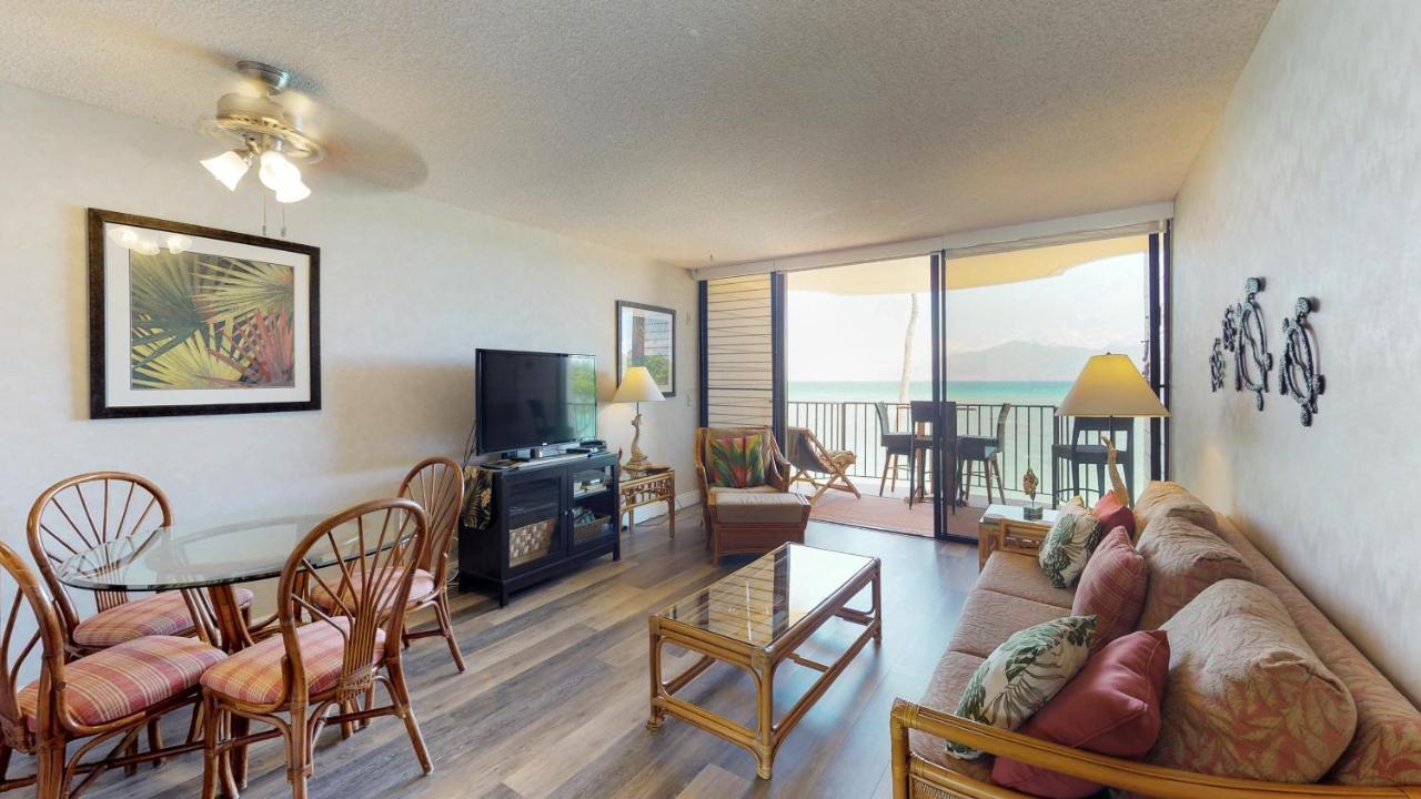 Kahana Reef Oceanfront Condos エクステリア 写真